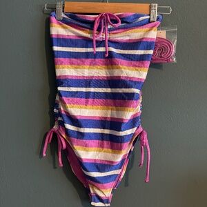 Aerie Bandeau One Piece Swimsuit optional straps Size small